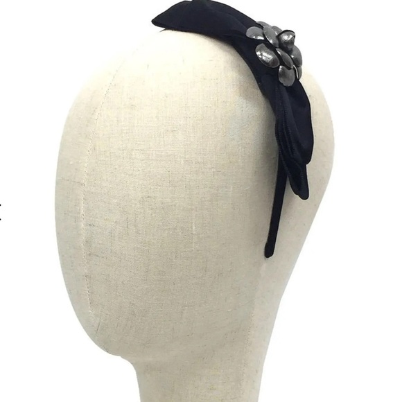 Chanel Camellia Headband - Picture 12 of 13